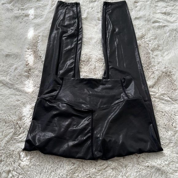 Halara Leggings Black Size L - Picture 7 of 7